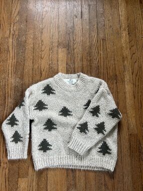 H&M Kids Cream Crewneck Sweater with Dark Green Tree Motifs